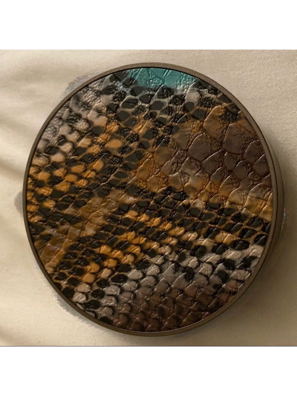 Watier bronzer - Picture 4 of 4